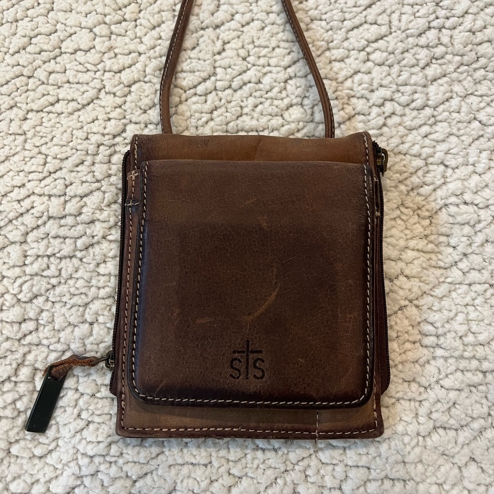 STS Ranchwear Crossbody leather